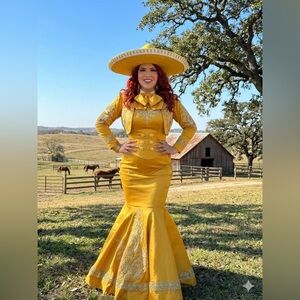 Elegant Yellow Women's Dress